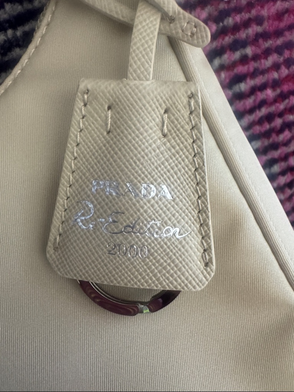 Prada Beige Nylon Shoulder Bag with Leather Tag- re-edition 2000 - Picture 3 of 9
